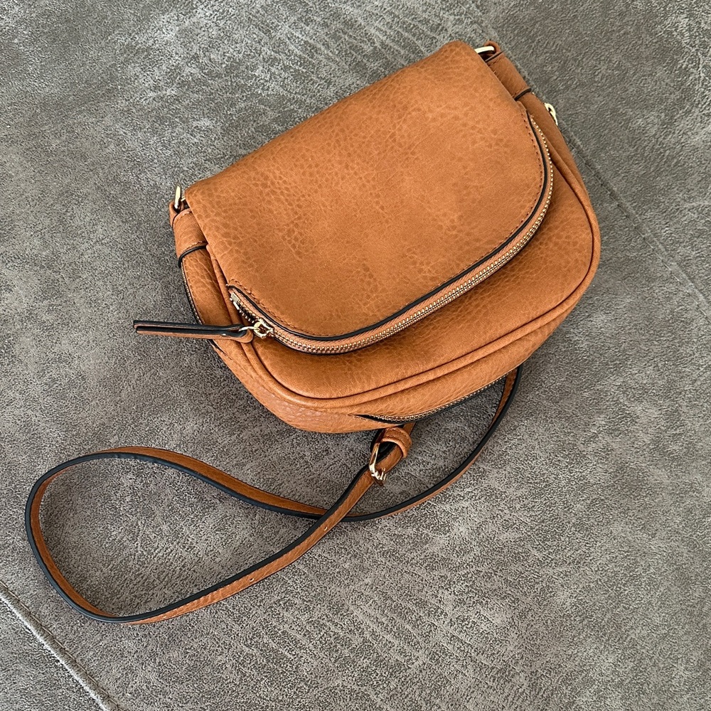 Elegant Tan Crossbody Bag Stitch Fix